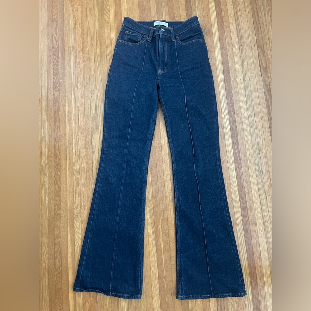 Abercrombie + Fitch Vintage Flare High Rise in dark wash w seam